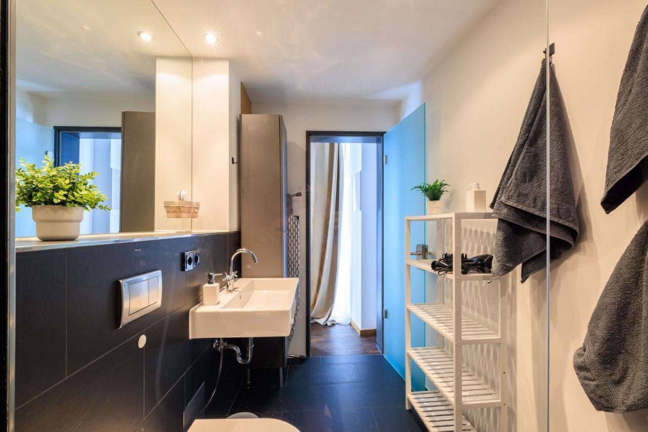 Global Living - Design Apartment I Rathausplatz I Beamer I Ac I Kitchen I Augsburg Eksteriør bilde
