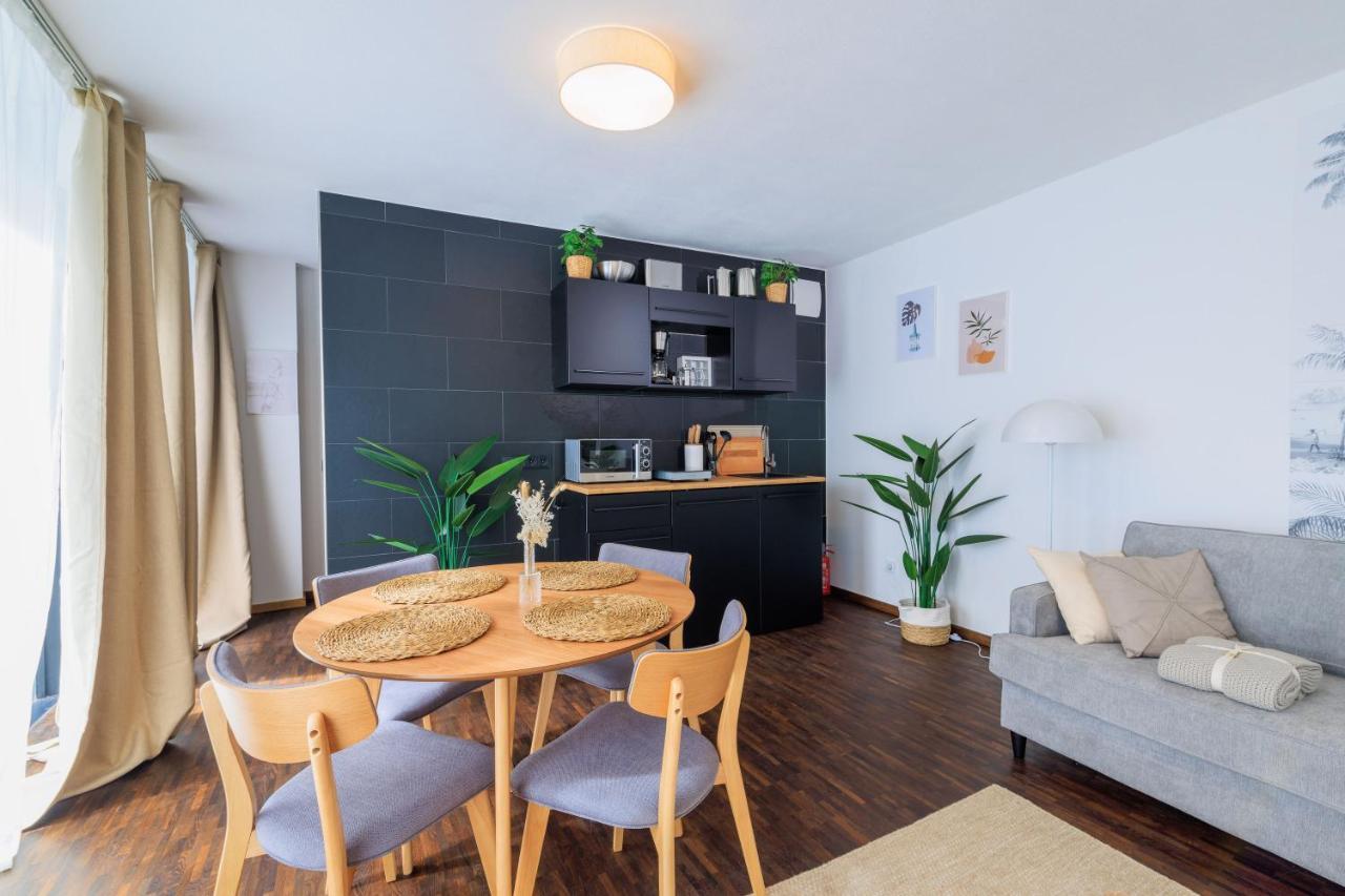 Global Living - Design Apartment I Rathausplatz I Beamer I Ac I Kitchen I Augsburg Eksteriør bilde